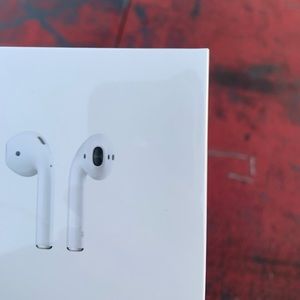 AirPods